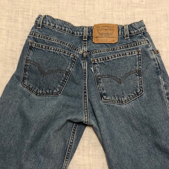 Vintage Levi’s 950 high rise tapered jeans - Picture 7 of 11